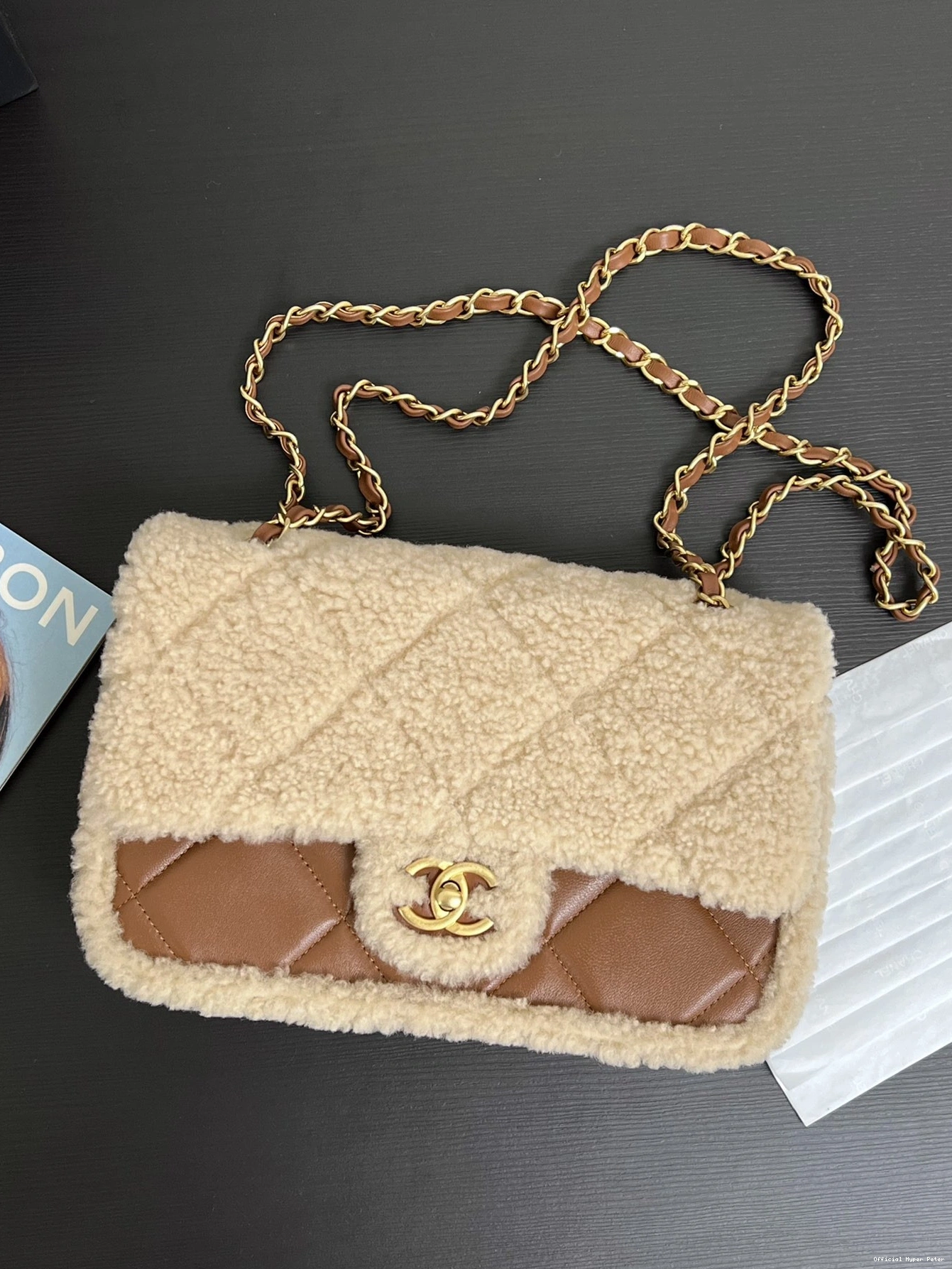 Hyper Peter CHANEL BAG-25CM FLAP 0726